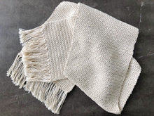 Cargar imagen en el visor de la galería, Camino de Mesa Saffron
